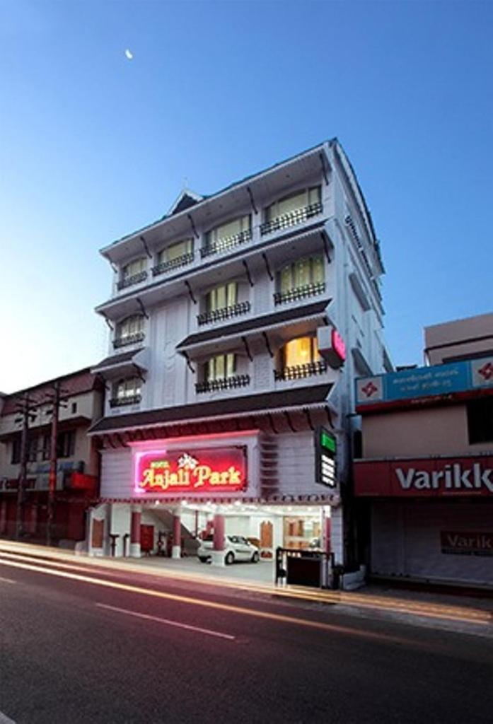 Hotel Anjali Park Kottayam Exterior foto